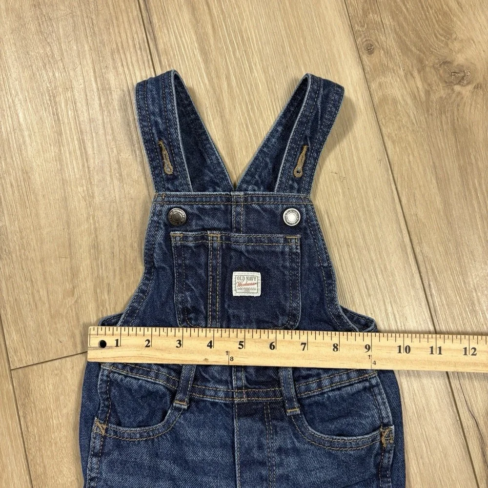 Old Navy see photos